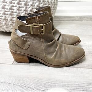 Matisse Odell Cutout Buckle Ruched Leather Booties Brown Size 8M